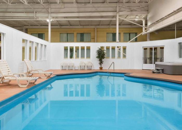 Days Inn & Conference Centre by Wyndham Blainville