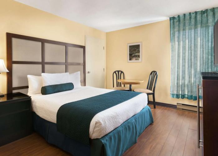 Days Inn & Conference Centre by Wyndham Blainville