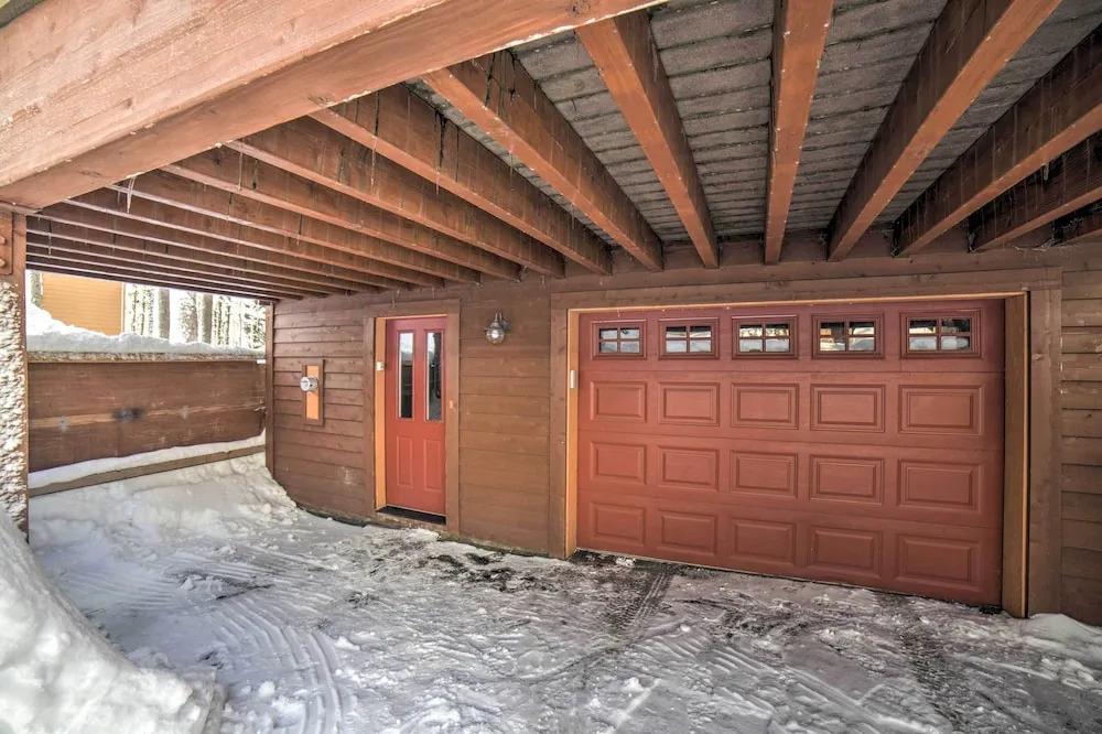 Great for Groups: Soda Springs Cabin w/ Deck!