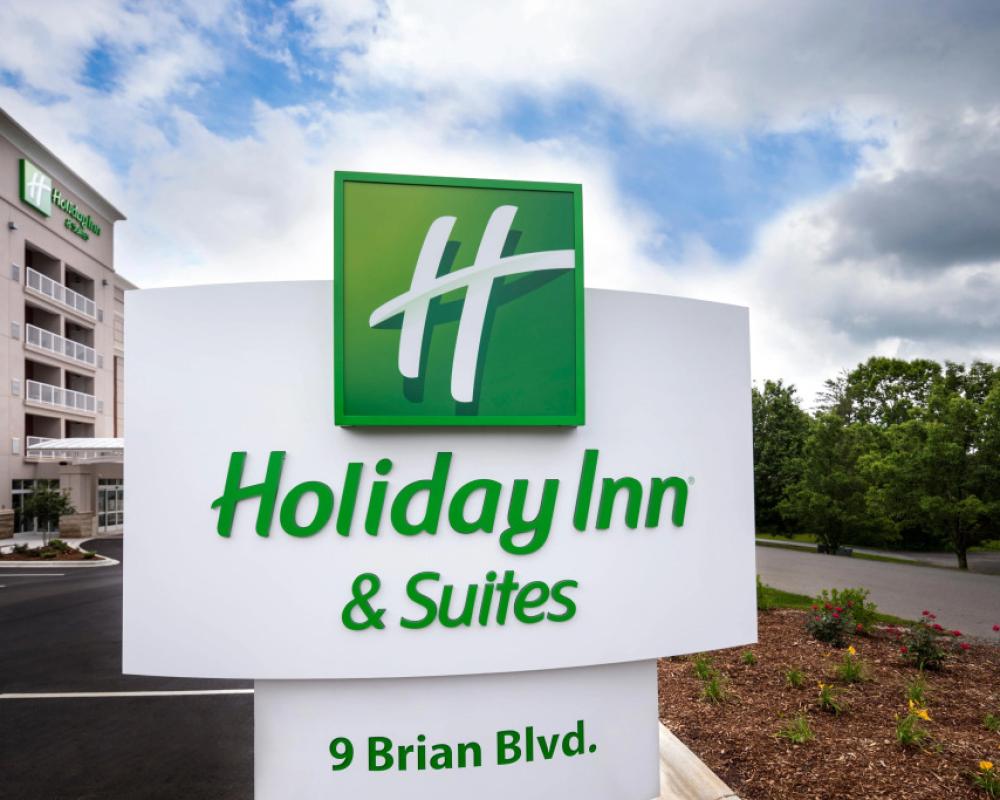 Holiday Inn & Suites Arden - Asheville Airport by IHG