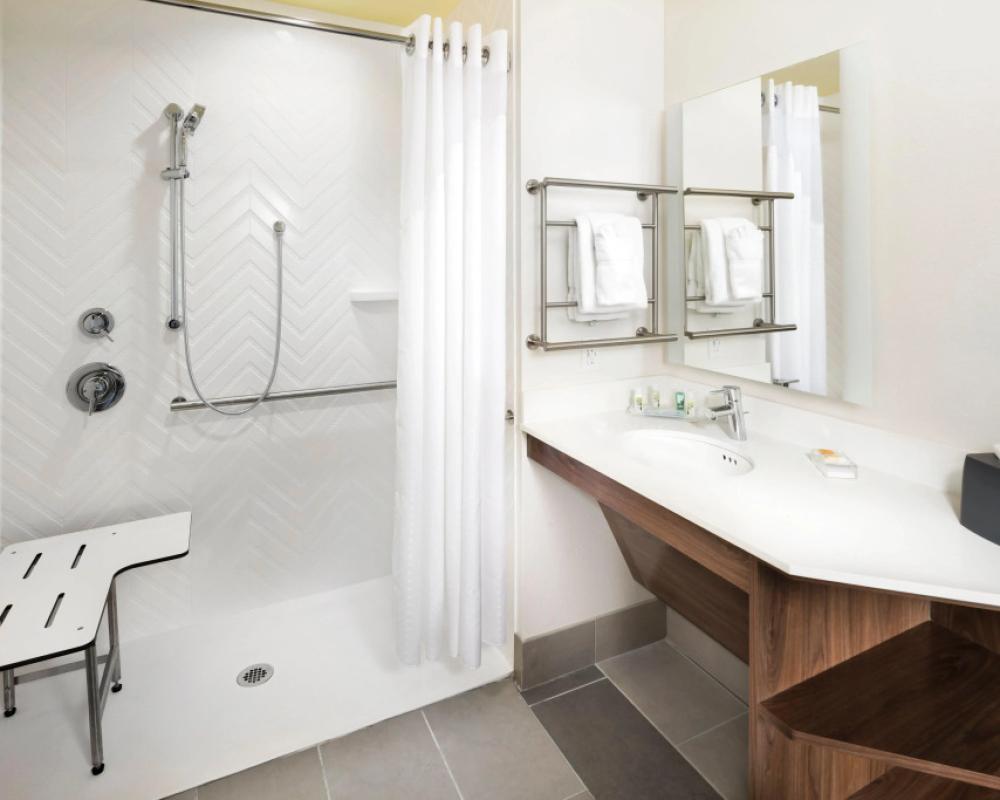 фото Holiday Inn & Suites Arden - Asheville Airport by IHG