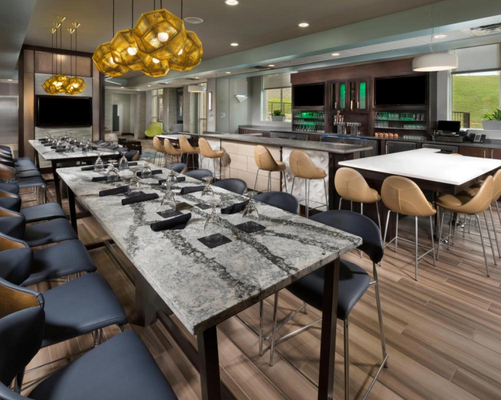 фото Holiday Inn & Suites Arden - Asheville Airport by IHG