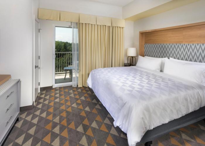 Holiday Inn & Suites Arden - Asheville Airport by IHG