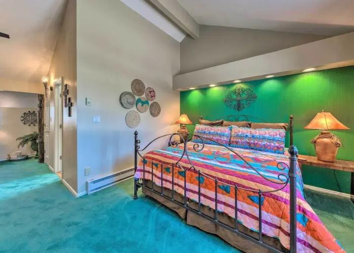 Eclectic Home w/ Deck: 4 Miles to Ski Cloudcroft!