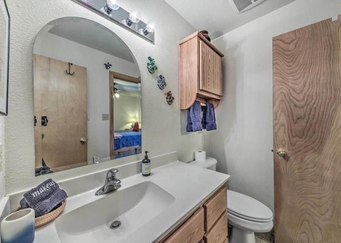 Cloudcroft Cabin w/ Deck < 2 Mi to Downtown!