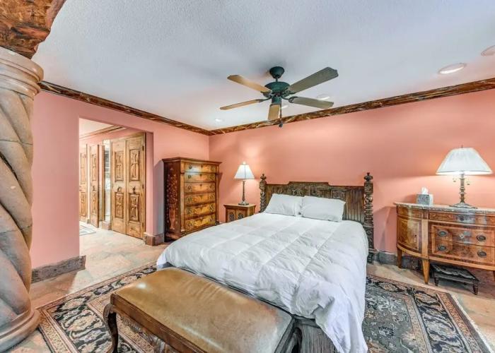 Cloudcroft Home w/ Fireplace Near Downtown!