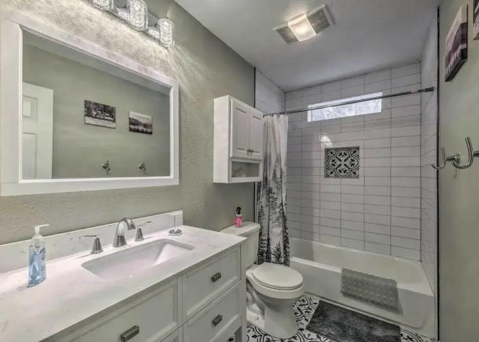 Dreamy, Family-friendly Cloudcroft Townhome!