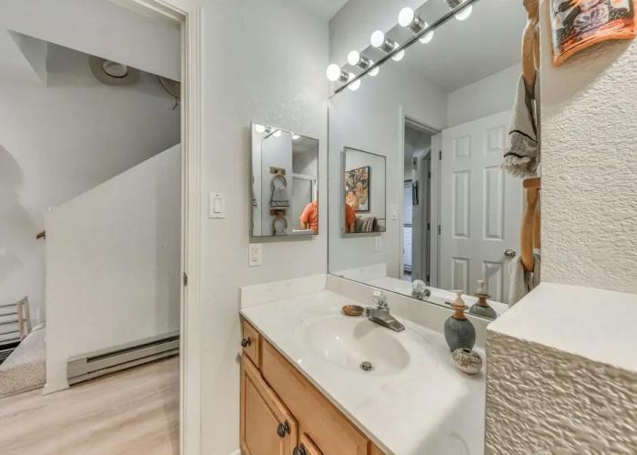 Cloudcroft Townhome on Golf Course w/ Deck!