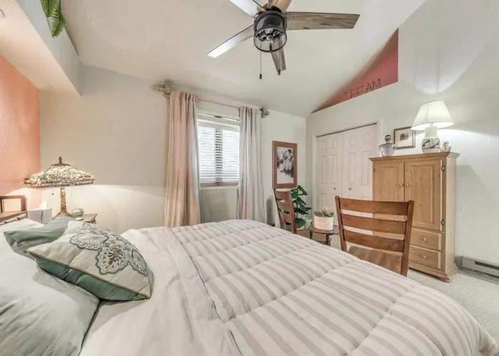 Cloudcroft Townhome on Golf Course w/ Deck!