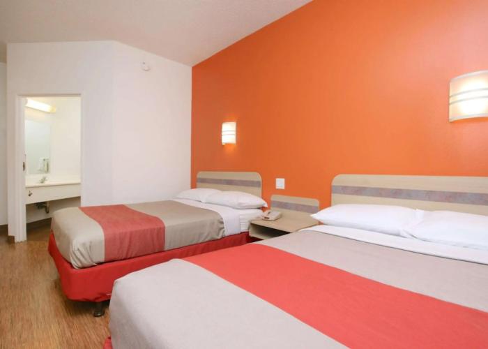 Motel 6 Colchester, VT - Burlington