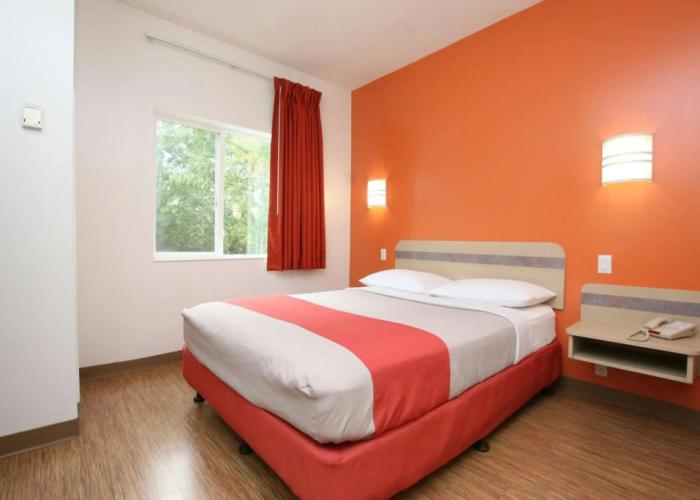 Motel 6 Colchester, VT - Burlington