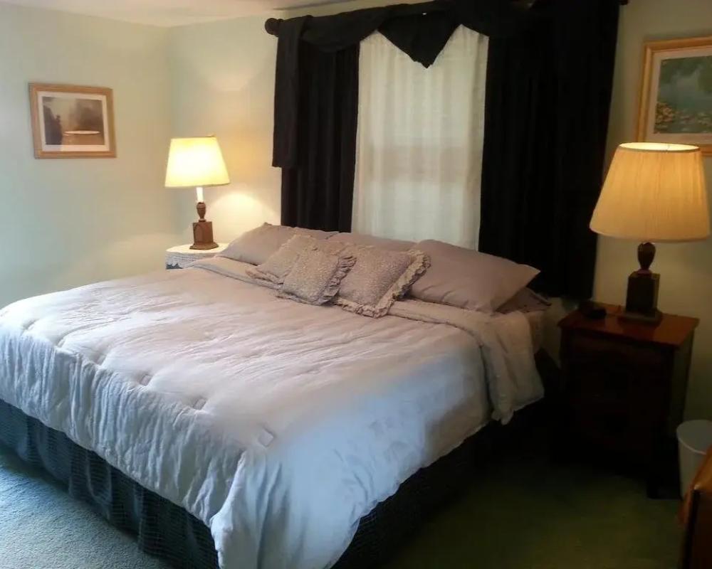 Arrowmont Stables & Cabins