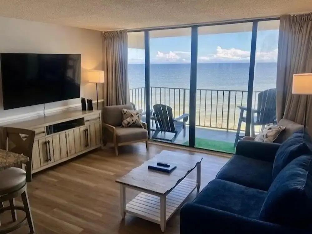 Royal Garden Resort 504 2 Bedroom Condo by RedAwning