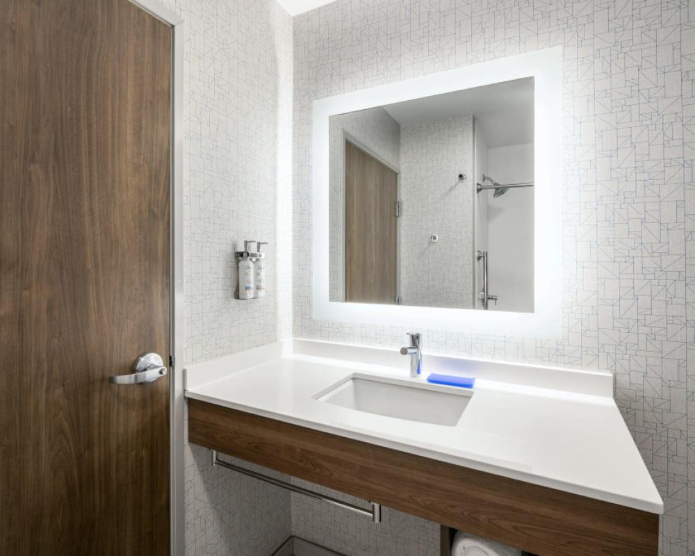 фото Holiday Inn Express & Suites Phoenix East - Gilbert by IHG