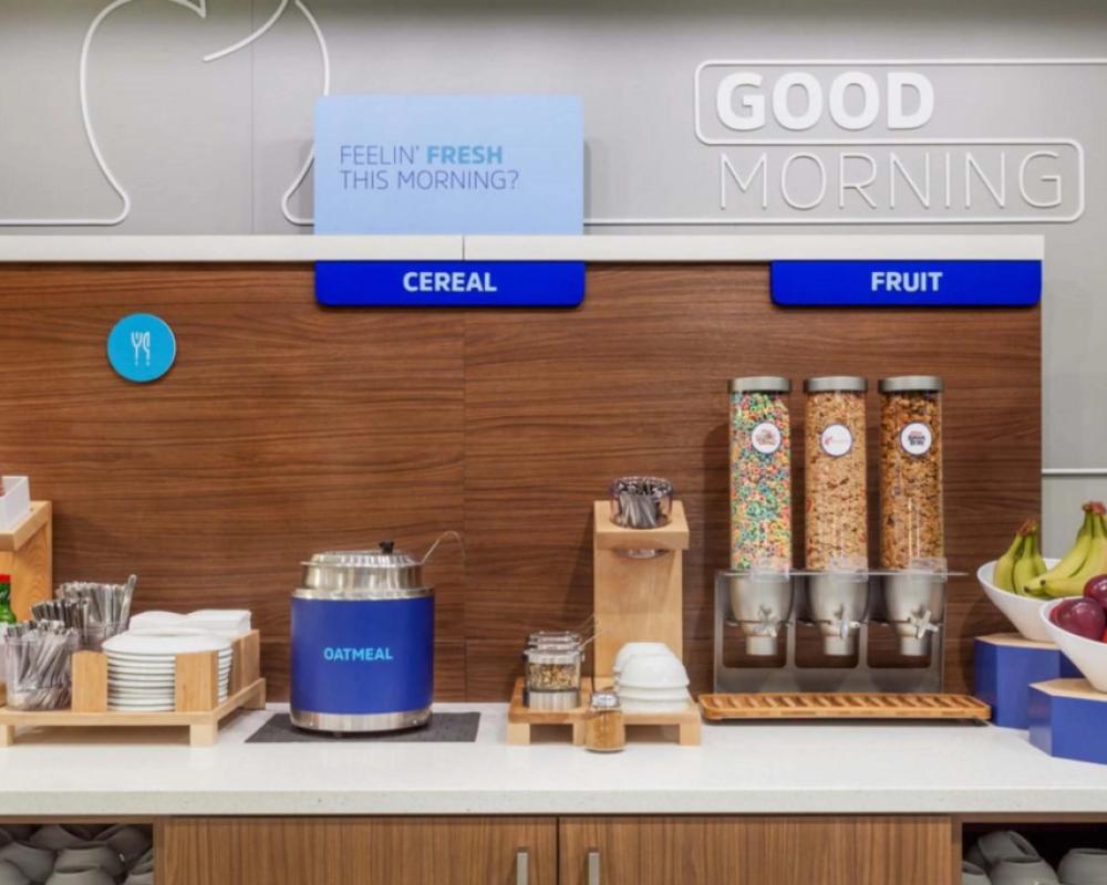 фото Holiday Inn Express & Suites Phoenix East - Gilbert by IHG