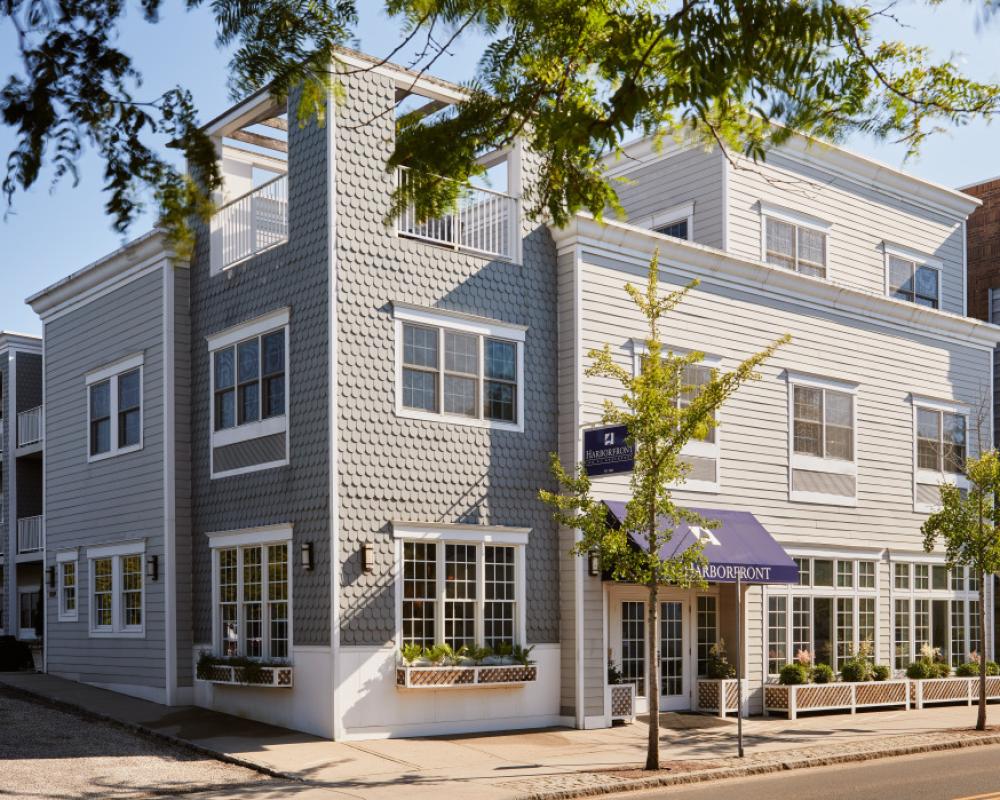 The Harbor Front Inn