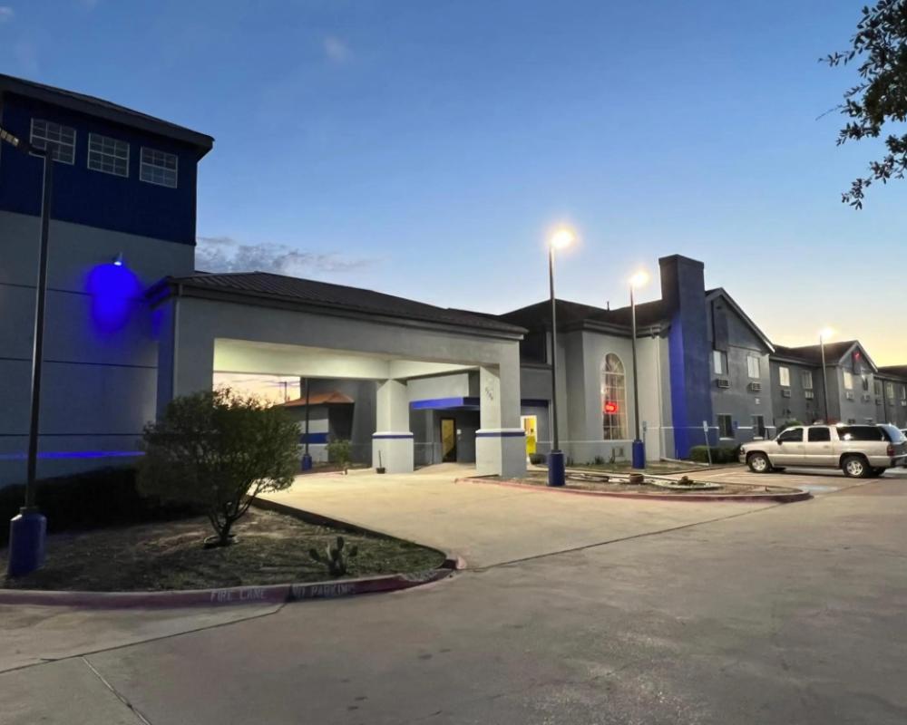 Americas Best Value Inn & Suites Haltom City Ft. Worth