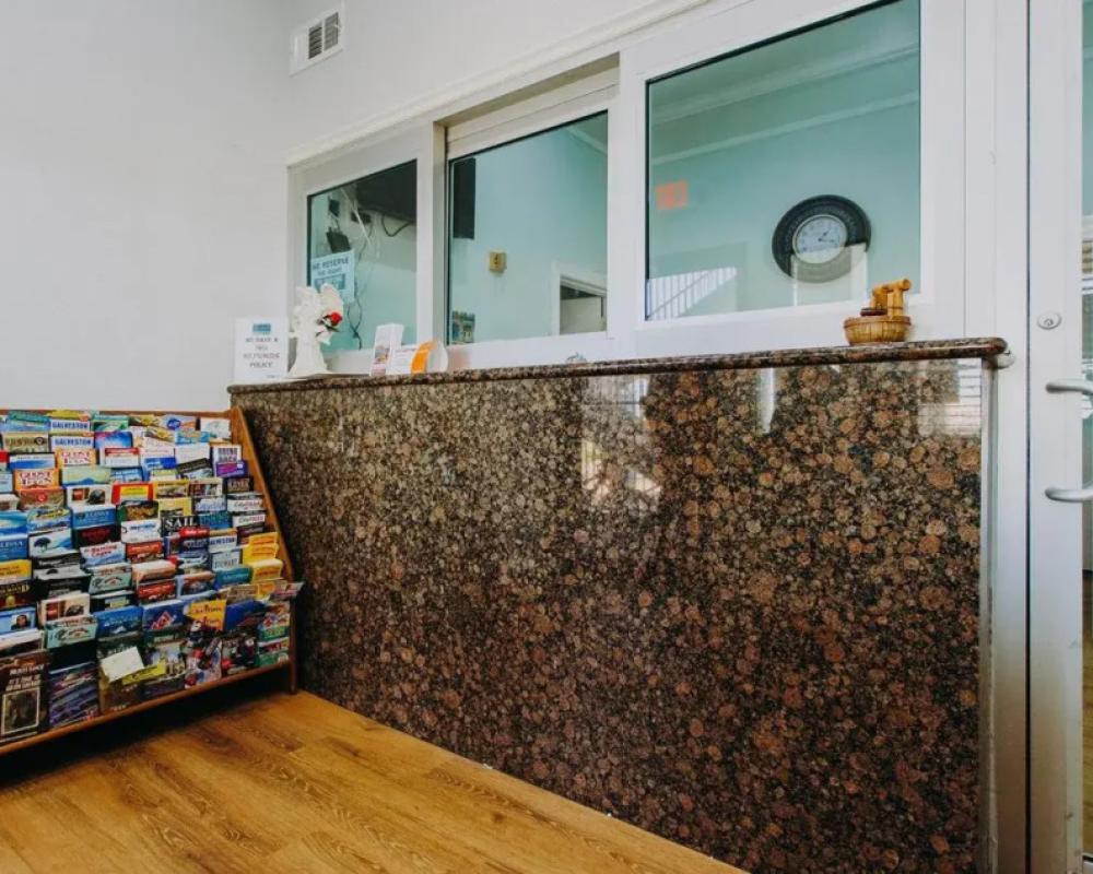 Scottish Inns and Suites - Near Kemah Boardwalk