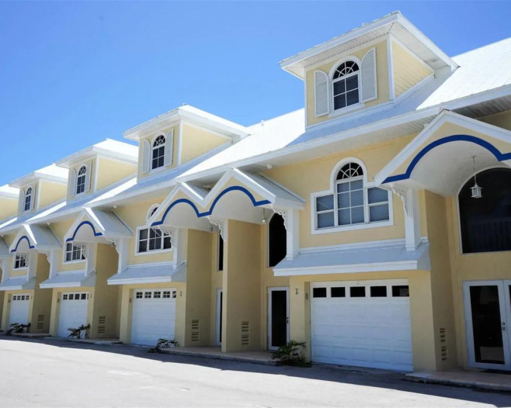 Glunz Ocean Beach Hotel & Resort