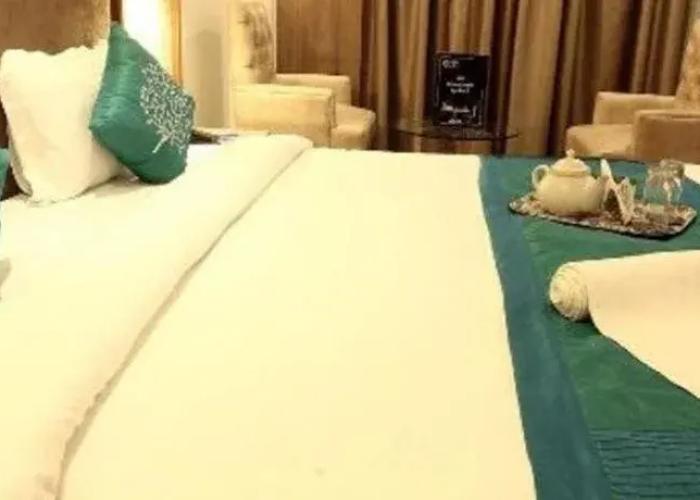 All Fresco Hotel