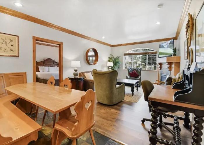 Villa 1082 3 Bed 3 Bath Full Kitchen 3 Bedroom Villa