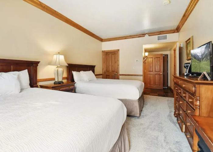 Villa 1082 3 Bed 3 Bath Full Kitchen 3 Bedroom Villa