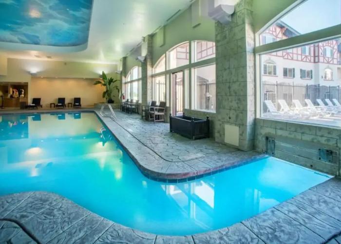 Villas at Zermatt Resort - Condos