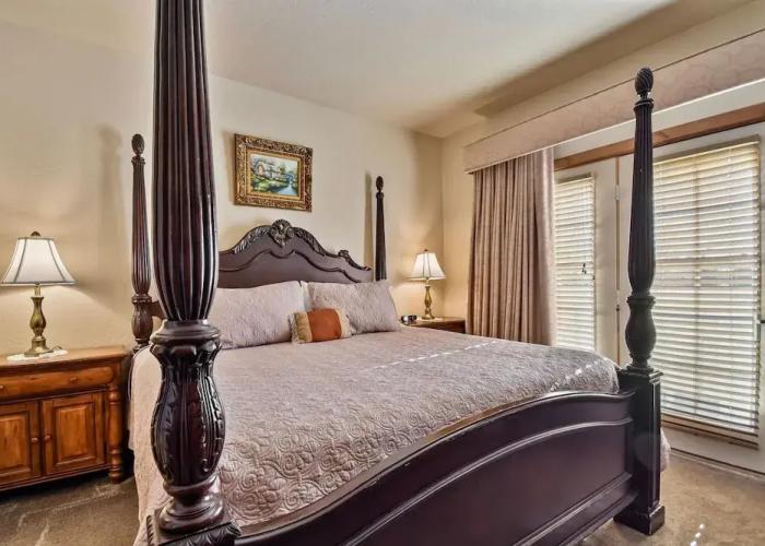 Villa 2057 1 Bed 1 Bath Full Kitchen 1 Bedroom Villa