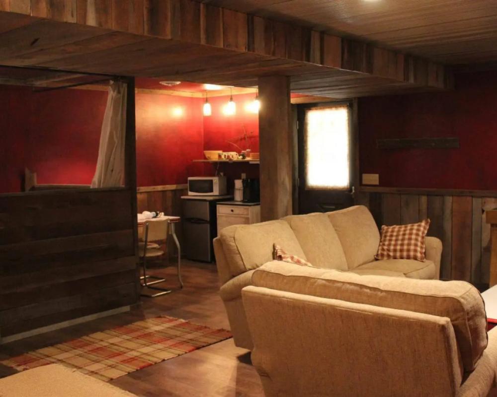 Amish Country Comfort