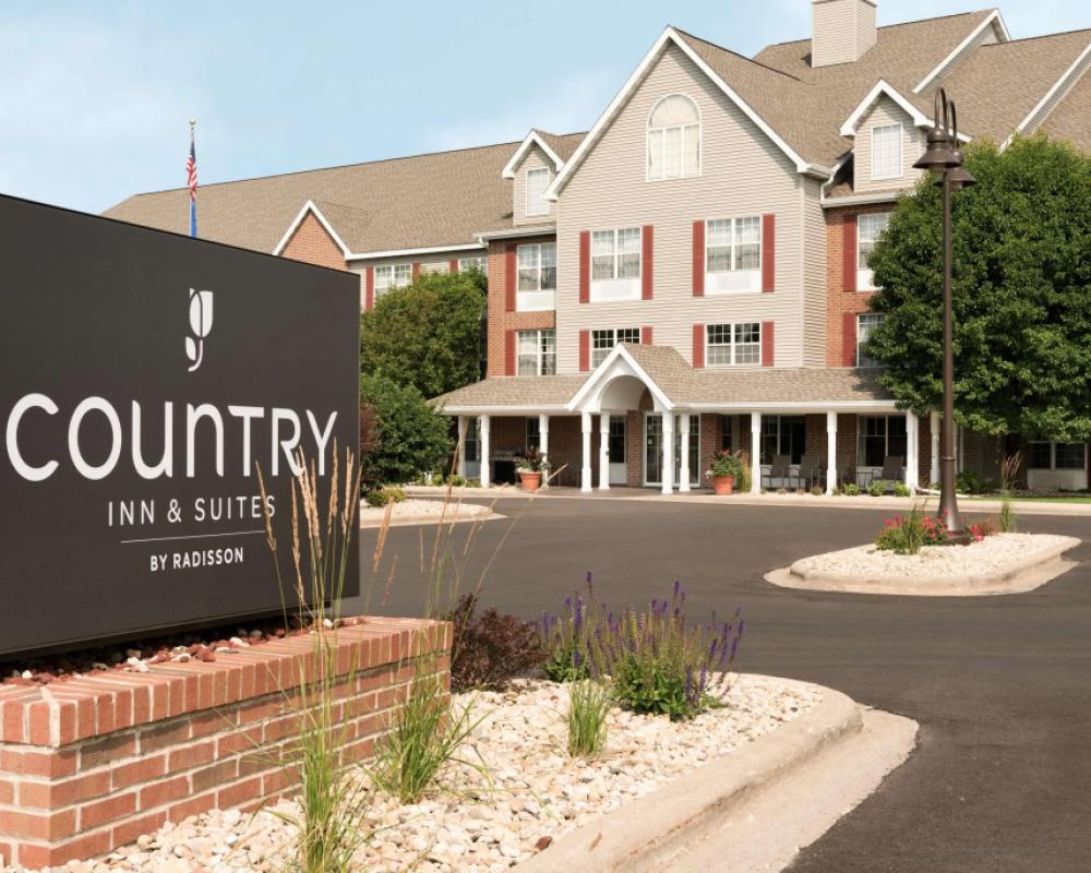 Country Inn & Suites by Radisson, Madison, WI