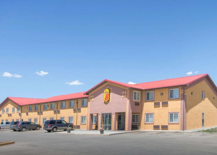 Super 8 by Wyndham Moriarty