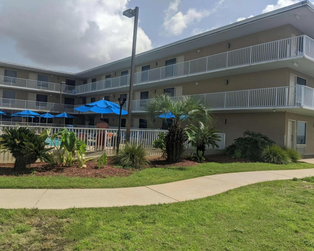 Best Western Navarre Waterfront