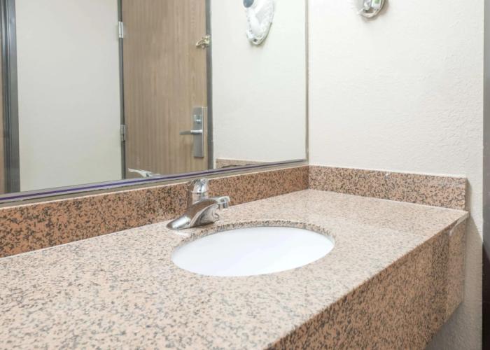 Super 8 by Wyndham O'Fallon MO/St. Louis Area