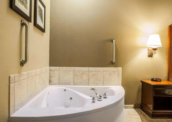 Comfort Inn & Suites St. Louis - O'Fallon