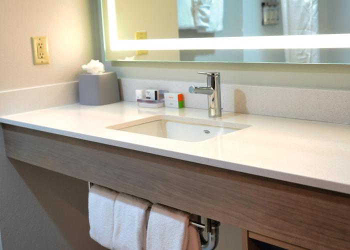 Holiday Inn Express Hotel & Suites Tampa Northwest - Oldsmar by IHG