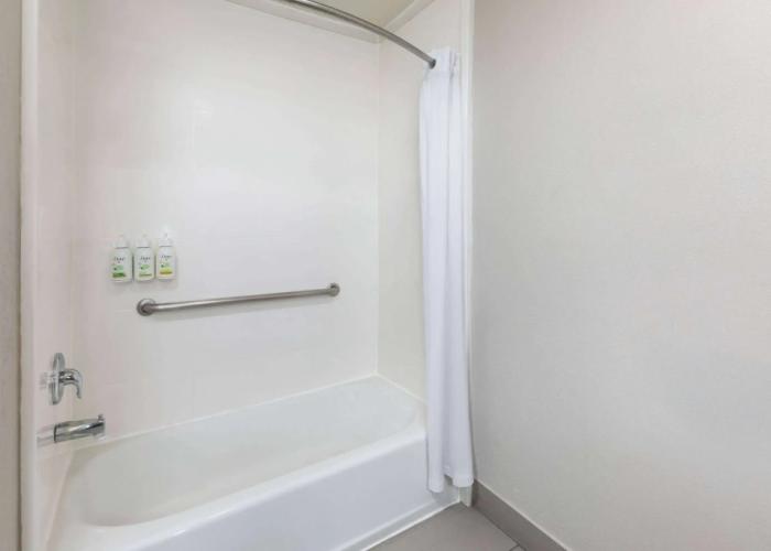 La Quinta Inn & Suites by Wyndham North Orem