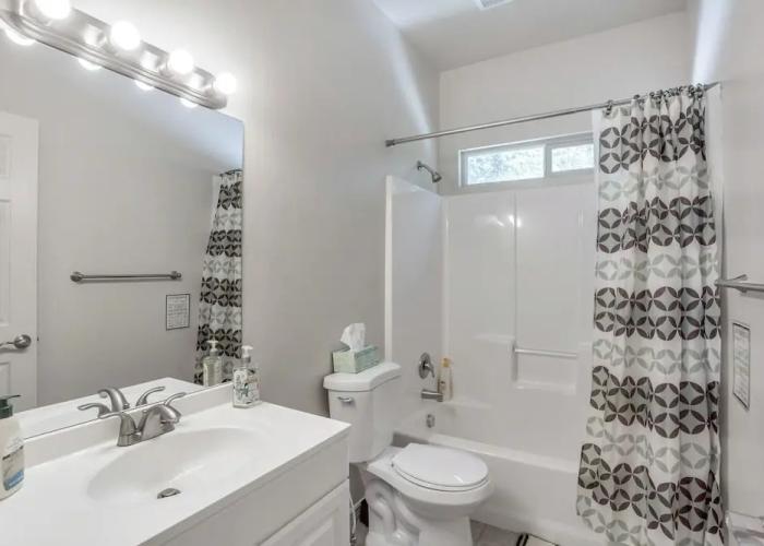 Spacious & New Guesthouse in Orem - Provo