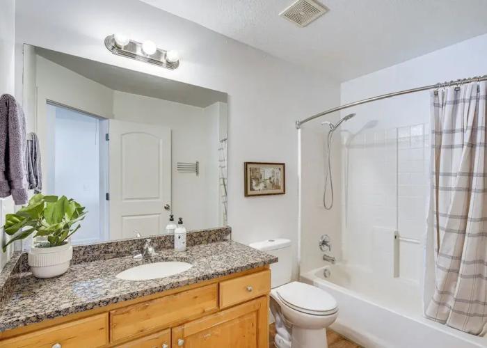 Charming Orem Townhome: 5 Mi to Byu!