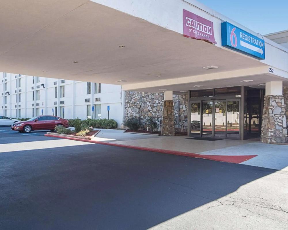 Motel 6 Decatur, GA