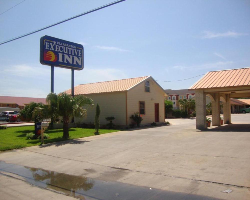 Pleasanton Executive Inn By OYO