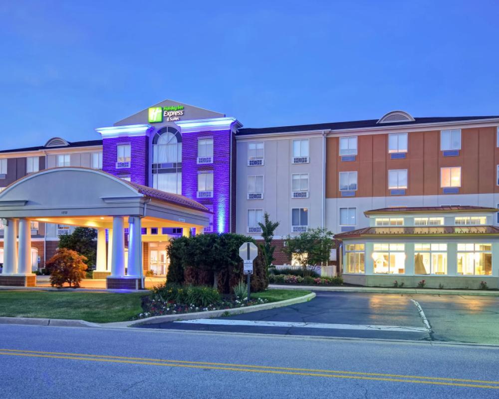 Holiday Inn Express & Suites Schererville by IHG