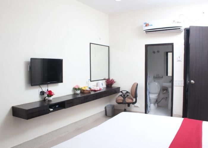 Hotel Nest International