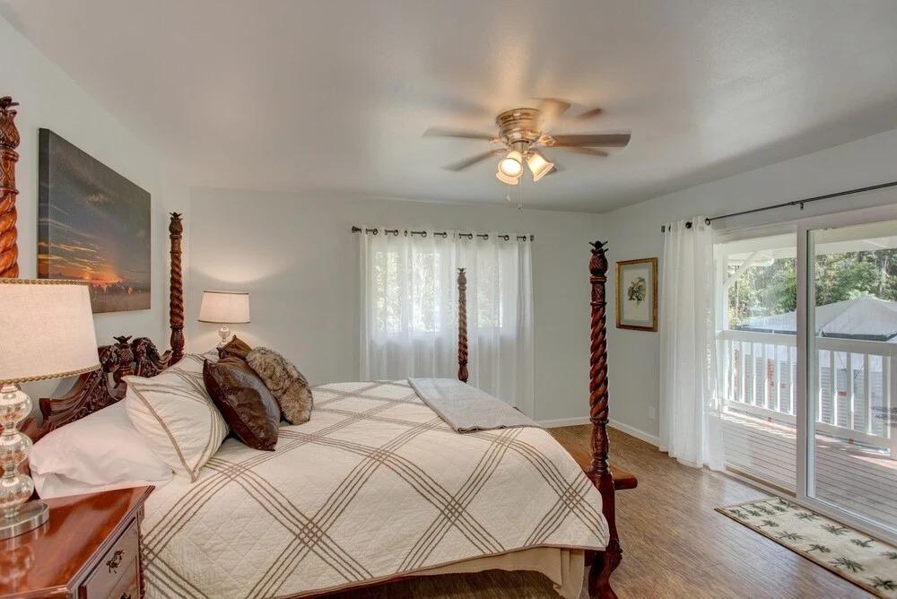 Ferns & Frogs Forest Hale 3 Bedroom Home by RedAwning