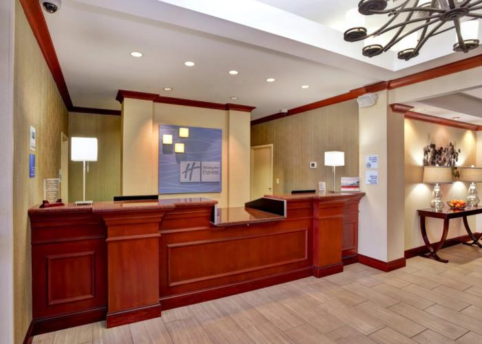 Holiday Inn Express Hotel & Suites Grand Rapids-North by IHG