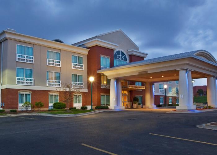 Holiday Inn Express Hotel & Suites Grand Rapids-North by IHG