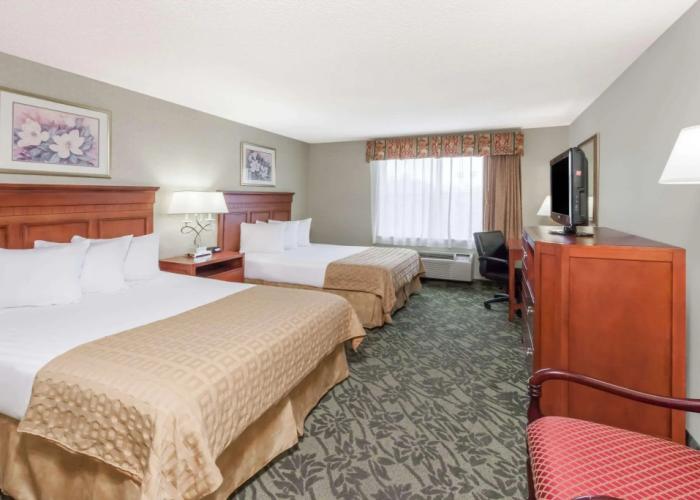 Baymont by Wyndham Grand Rapids N/Walker