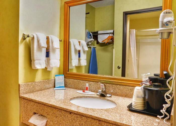 Baymont by Wyndham Grand Rapids N/Walker