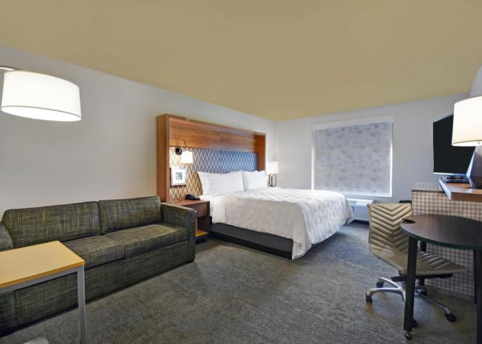 Holiday Inn Grand Rapids North - Walker by IHG