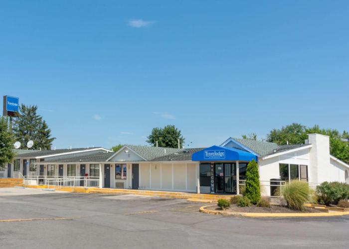 Americas Best Value Inn & Suites-Walker/Grand Rapids North