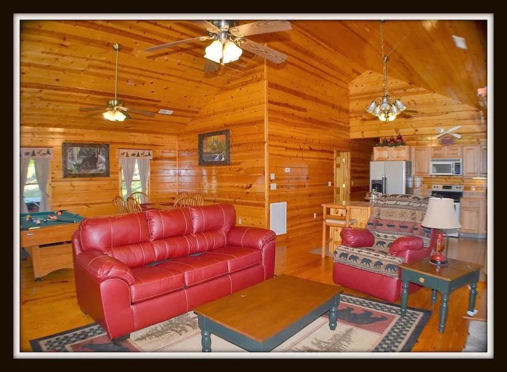 Little Sugar Camp 3 Bedroom Cabin by RedAwning